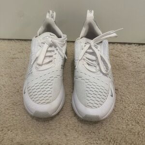 Nike air max 270 (women) white/pure platinum size 6.5